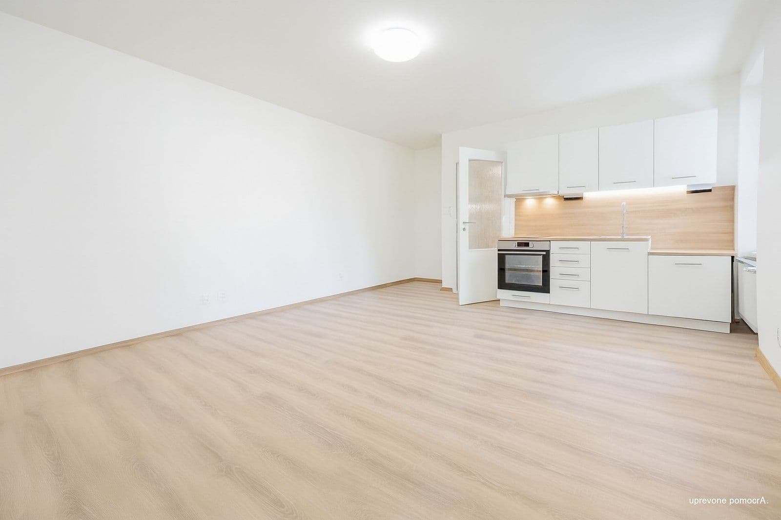 Prenájom bytu 1-izbový 29 m², Dukelská, Havířov, Moravskoslezský kraj Prenájom bytu 1-izbový 29 m², Dukelská, Havířov, Moravskoslezský kraj