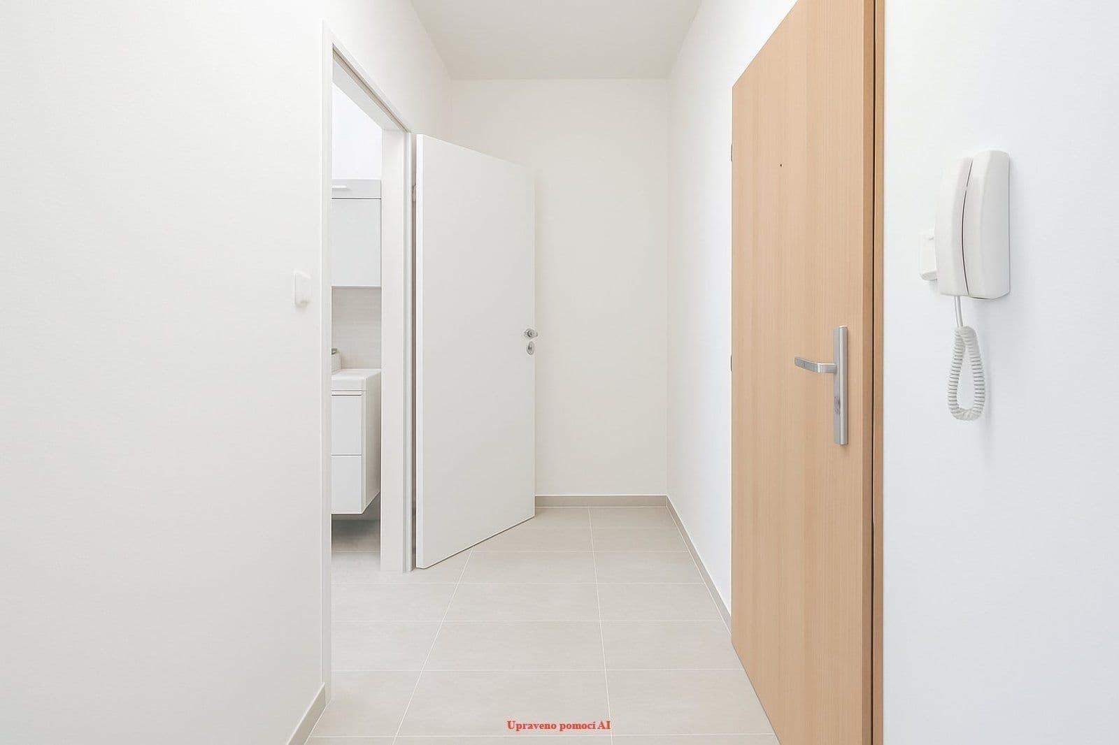 Prenájom bytu 1-izbový 29 m², Dukelská, Havířov, Moravskoslezský kraj Prenájom bytu 1-izbový 29 m², Dukelská, Havířov, Moravskoslezský kraj