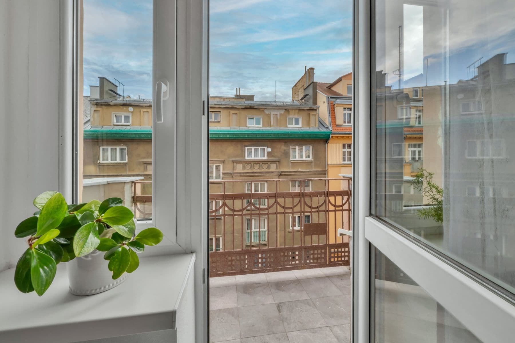 Predaj bytu 112 m², Varšavská, Karlovy Vary, Karlovarský kraj Predaj bytu 112 m², Varšavská, Karlovy Vary, Karlovarský kraj