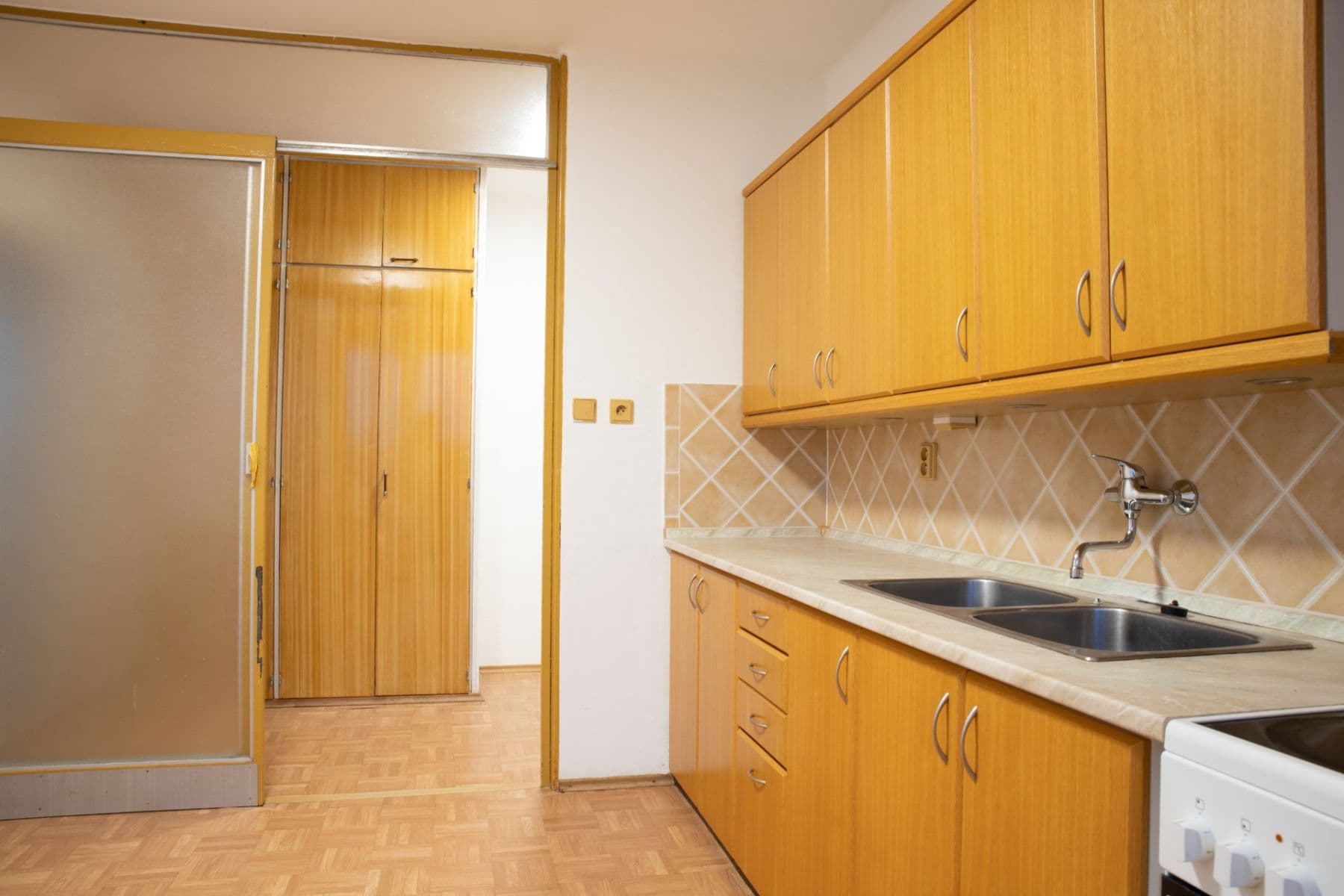 Prenájom bytu 3-izbový 81 m², Nádražní, Milevsko, Jihočeský kraj Prenájom bytu 3-izbový 81 m², Nádražní, Milevsko, Jihočeský kraj