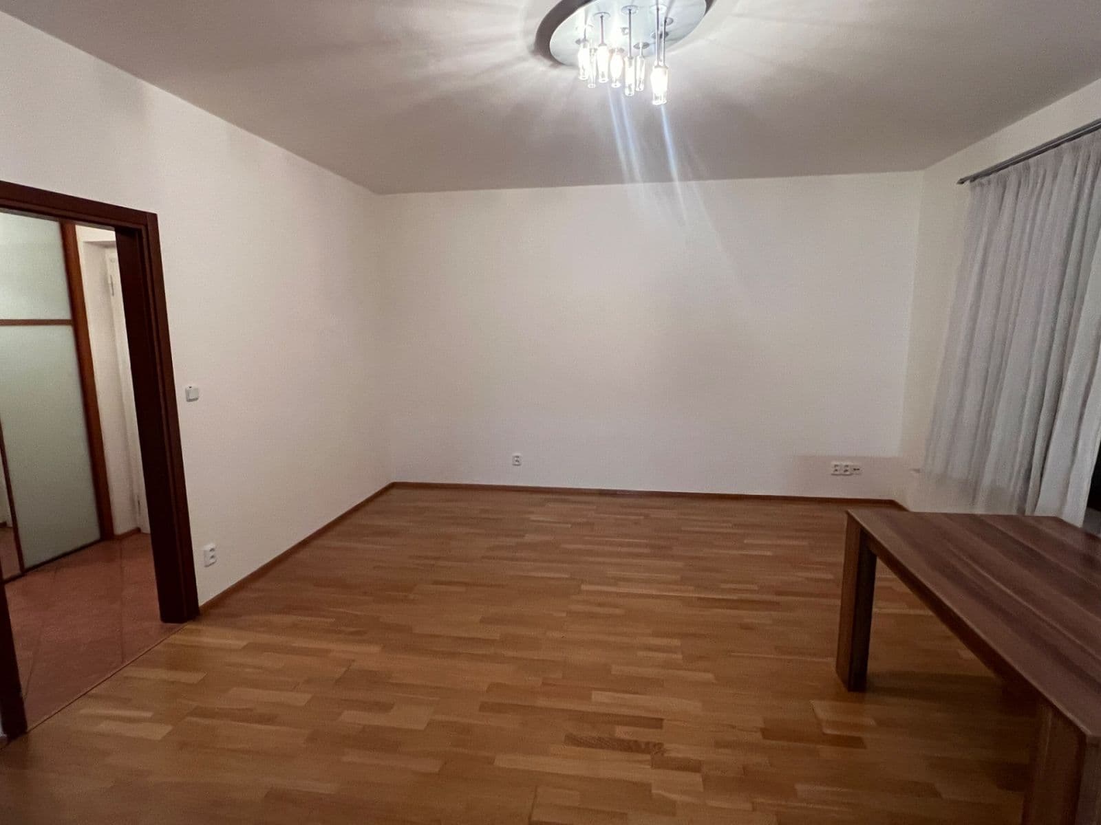 Prenájom bytu 3-izbový 77 m², Podvinný mlýn, Praha, Praha Prenájom bytu 3-izbový 77 m², Podvinný mlýn, Praha, Praha