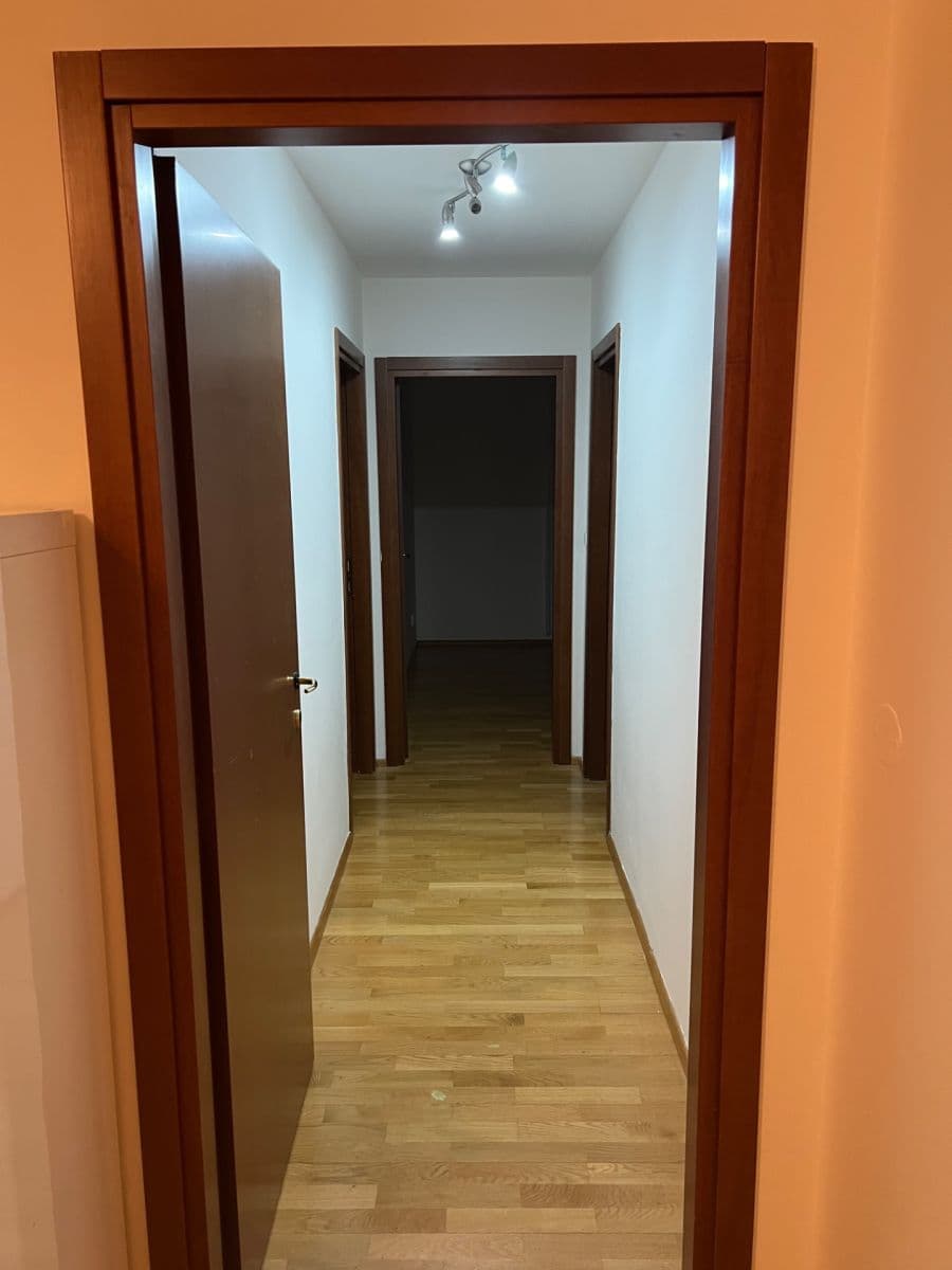 Prenájom bytu 3-izbový 77 m², Podvinný mlýn, Praha, Praha Prenájom bytu 3-izbový 77 m², Podvinný mlýn, Praha, Praha