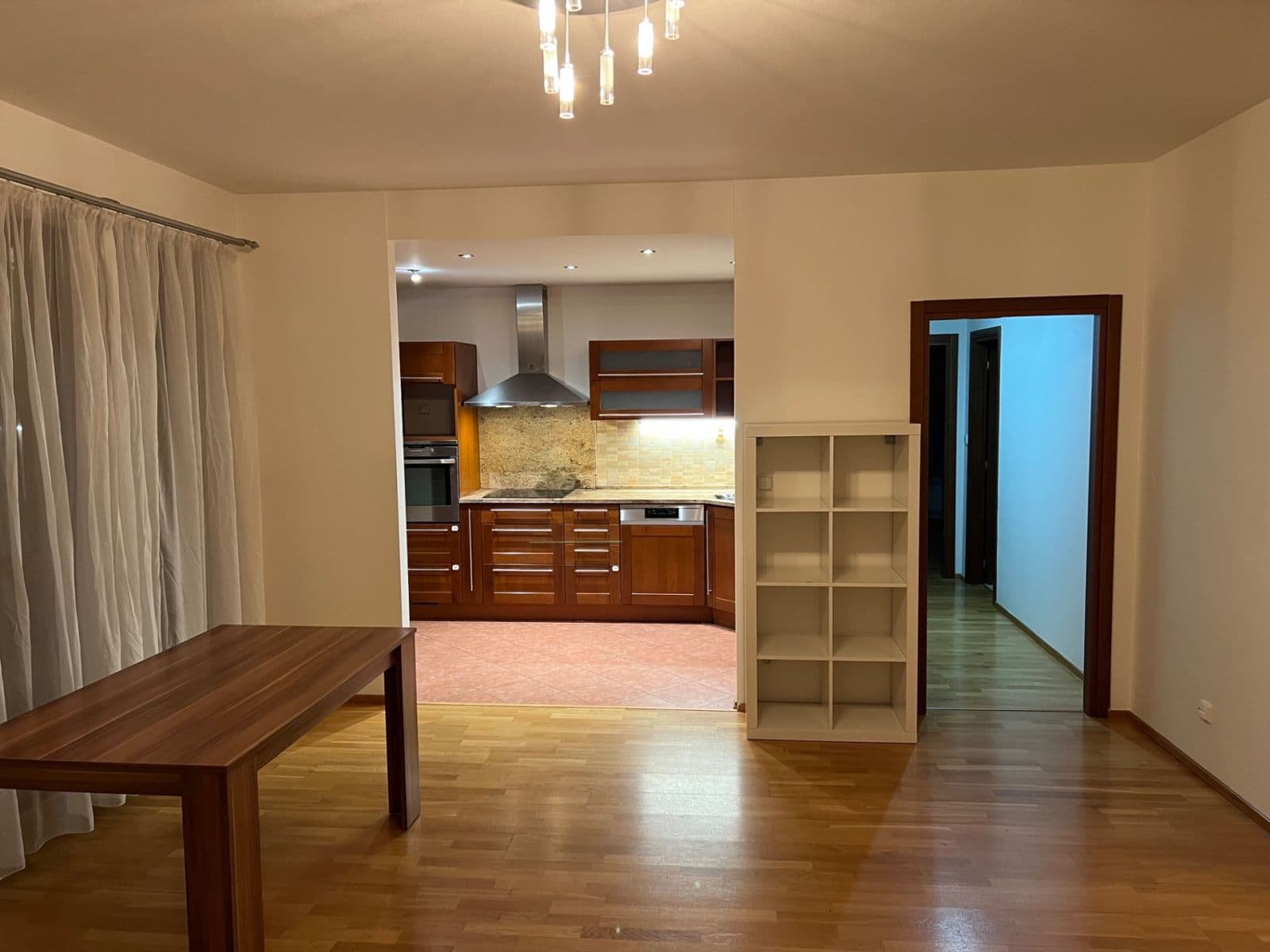 Prenájom bytu 3-izbový 77 m², Podvinný mlýn, Praha, Praha Prenájom bytu 3-izbový 77 m², Podvinný mlýn, Praha, Praha