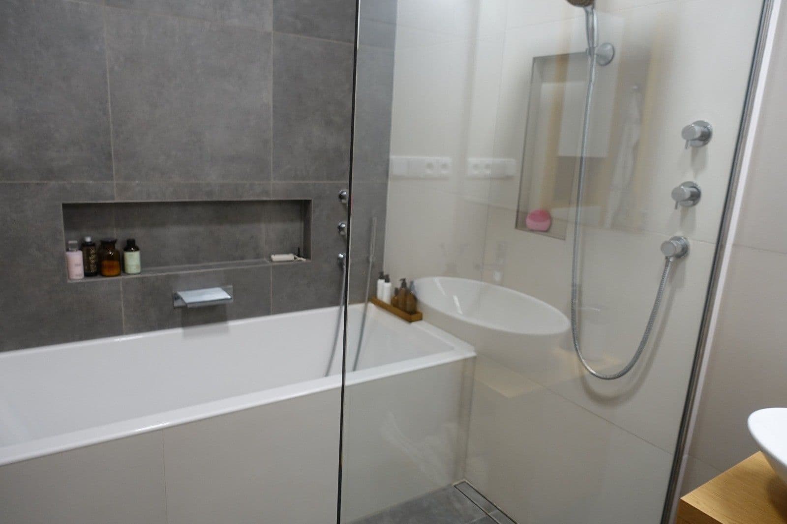 Prenájom bytu 3-izbový 77 m², Špitálka, Brno, Jihomoravský kraj Prenájom bytu 3-izbový 77 m², Špitálka, Brno, Jihomoravský kraj