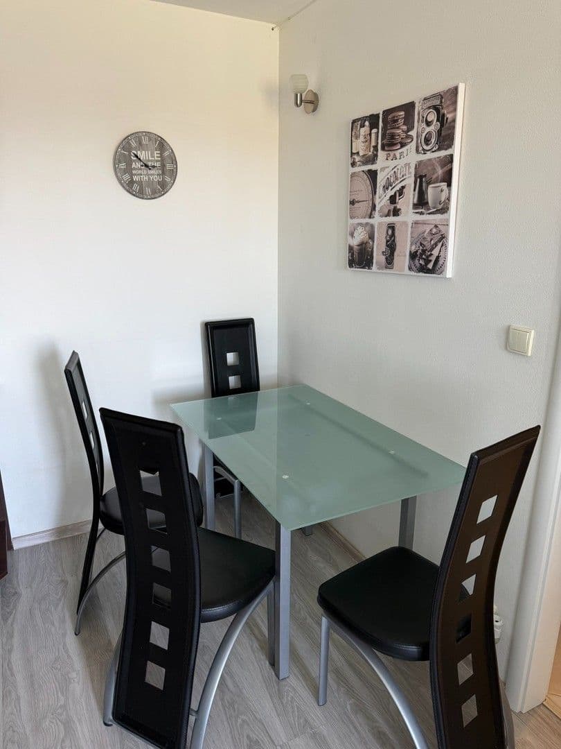 Prenájom bytu 2-izbový 50 m², Hlavná, Nová Dedinka, Bratislavský kraj Prenájom bytu 2-izbový 50 m², Hlavná, Nová Dedinka, Bratislavský kraj