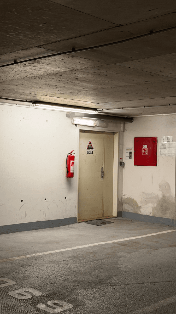 Prenájom garáže 13 m², Tomkova, Praha, Praha Prenájom garáže 13 m², Tomkova, Praha, Praha