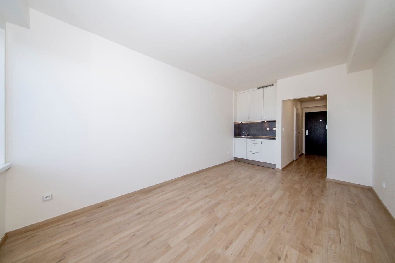 Prenájom bytu 1-izbový 27 m², Peroutkova, Praha, Praha Prenájom bytu 1-izbový 27 m², Peroutkova, Praha, Praha