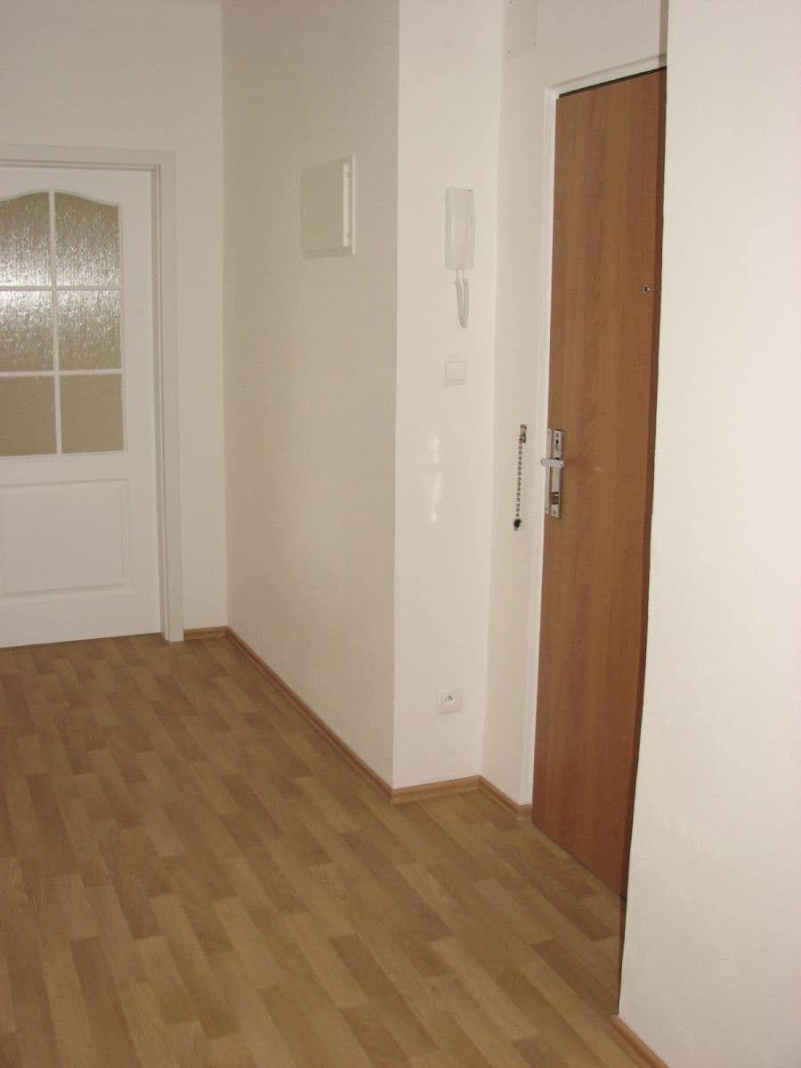 Prenájom bytu 2-izbový 54 m², Bratří Čapků, Příbram, Středočeský kraj Prenájom bytu 2-izbový 54 m², Bratří Čapků, Příbram, Středočeský kraj