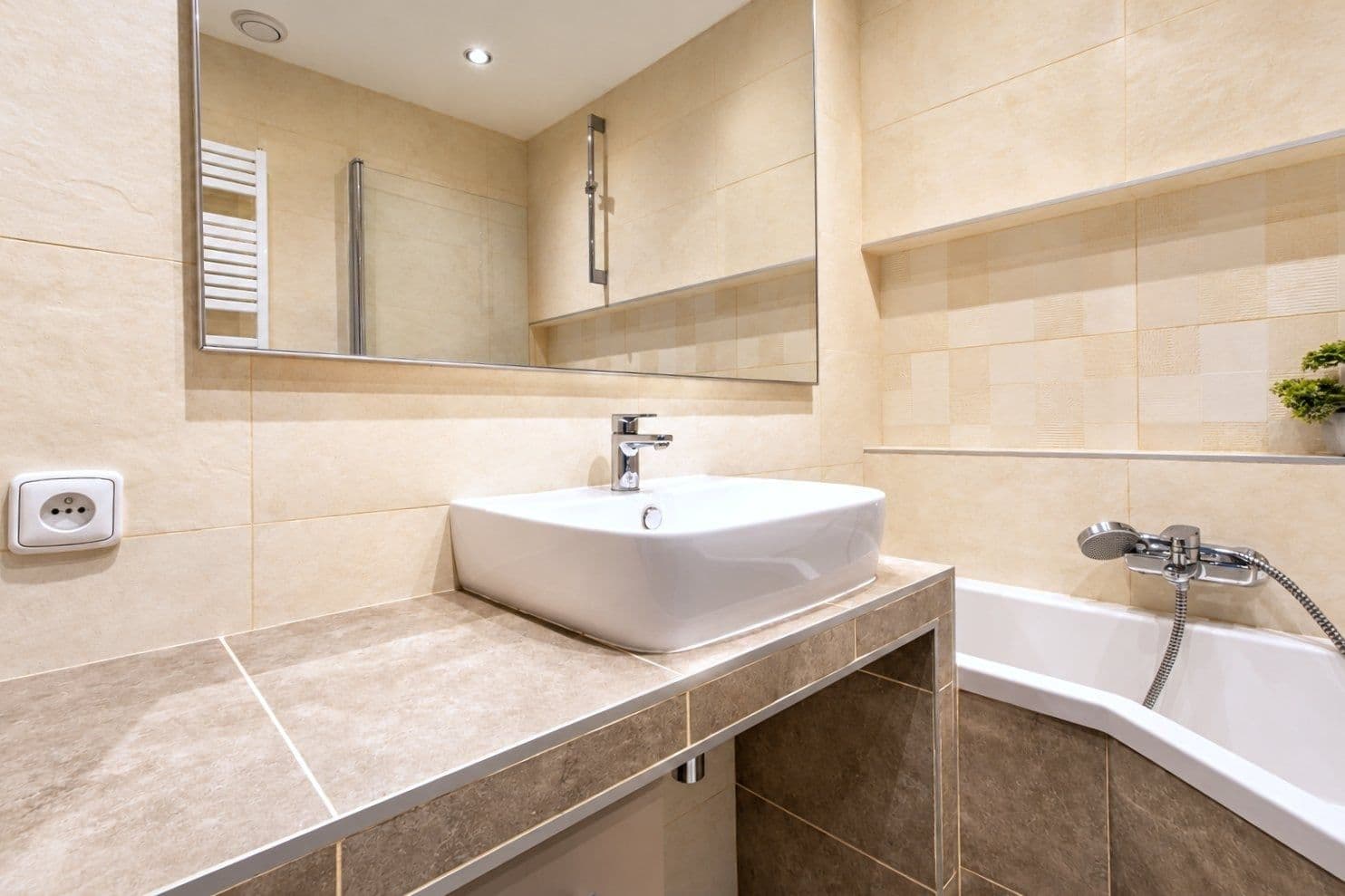 Prenájom bytu 3-izbový 72 m², Dominova, Praha, Praha Prenájom bytu 3-izbový 72 m², Dominova, Praha, Praha