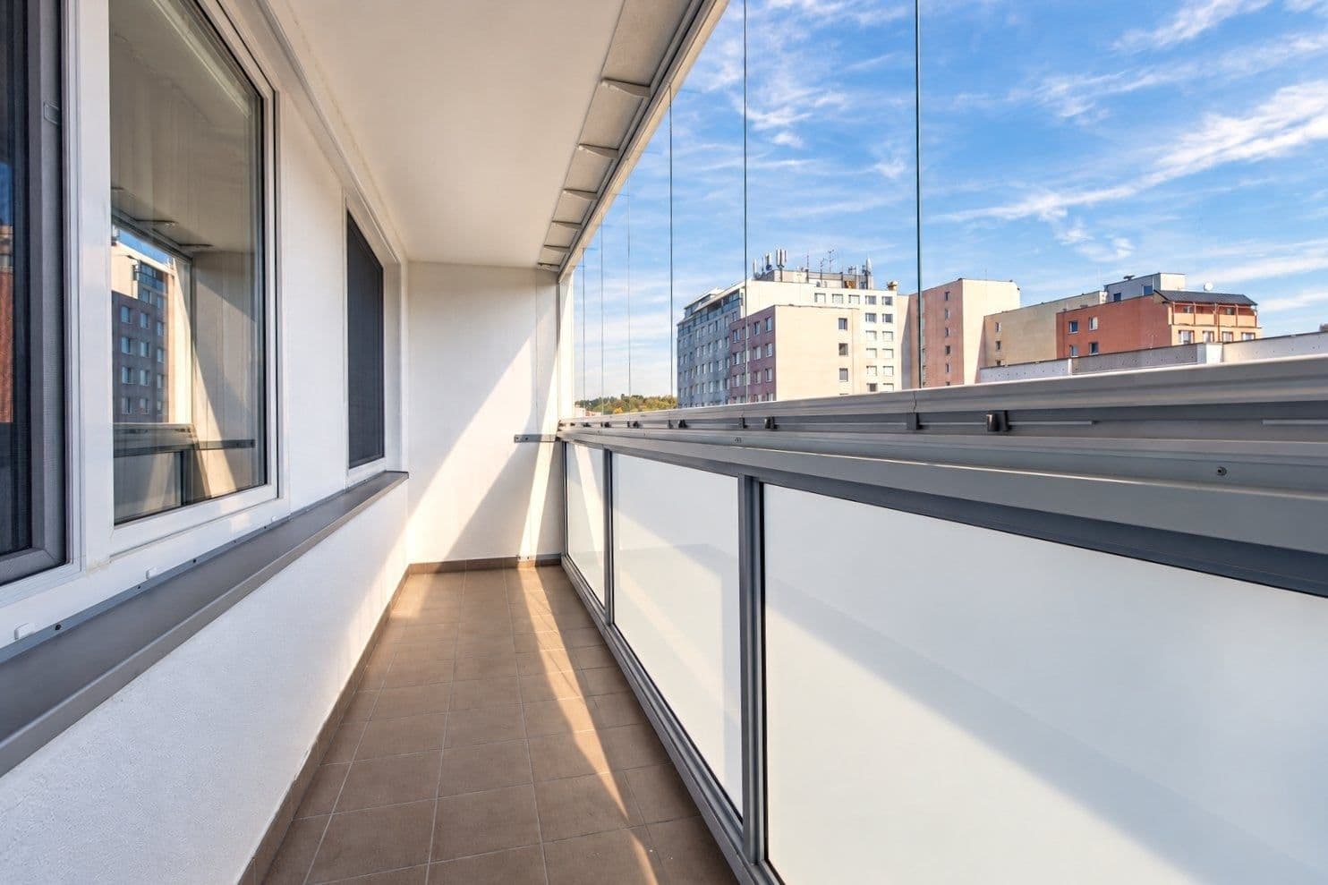 Prenájom bytu 3-izbový 72 m², Dominova, Praha, Praha Prenájom bytu 3-izbový 72 m², Dominova, Praha, Praha