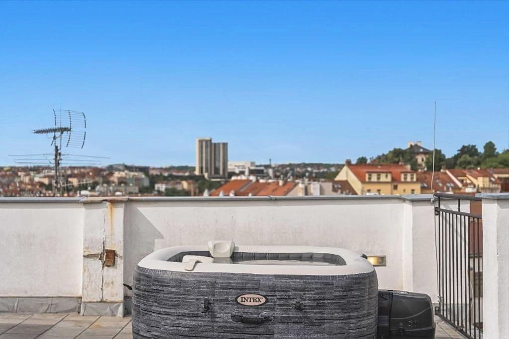 Prenájom bytu 3-izbový 145 m², Košická, Praha, Praha Prenájom bytu 3-izbový 145 m², Košická, Praha, Praha