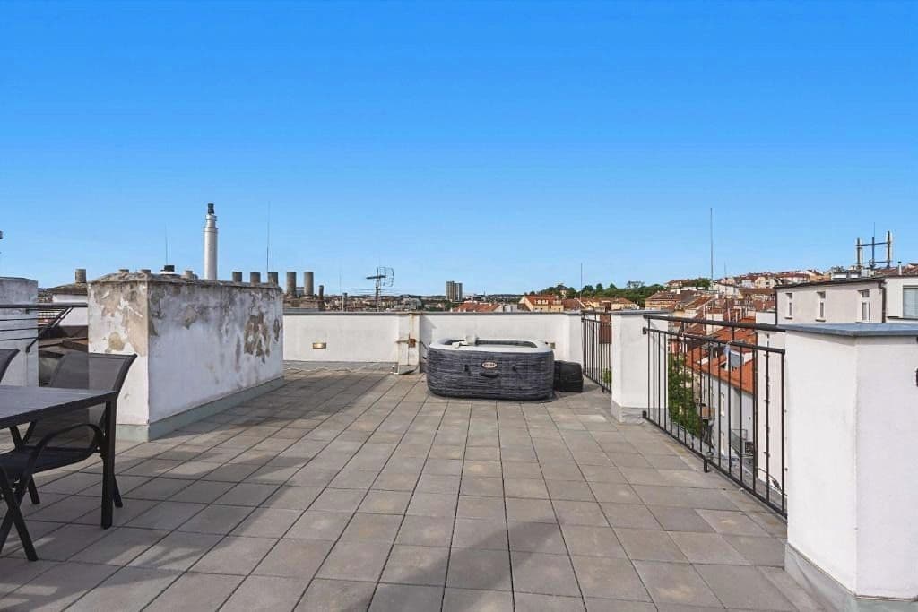 Prenájom bytu 3-izbový 145 m², Košická, Praha, Praha Prenájom bytu 3-izbový 145 m², Košická, Praha, Praha