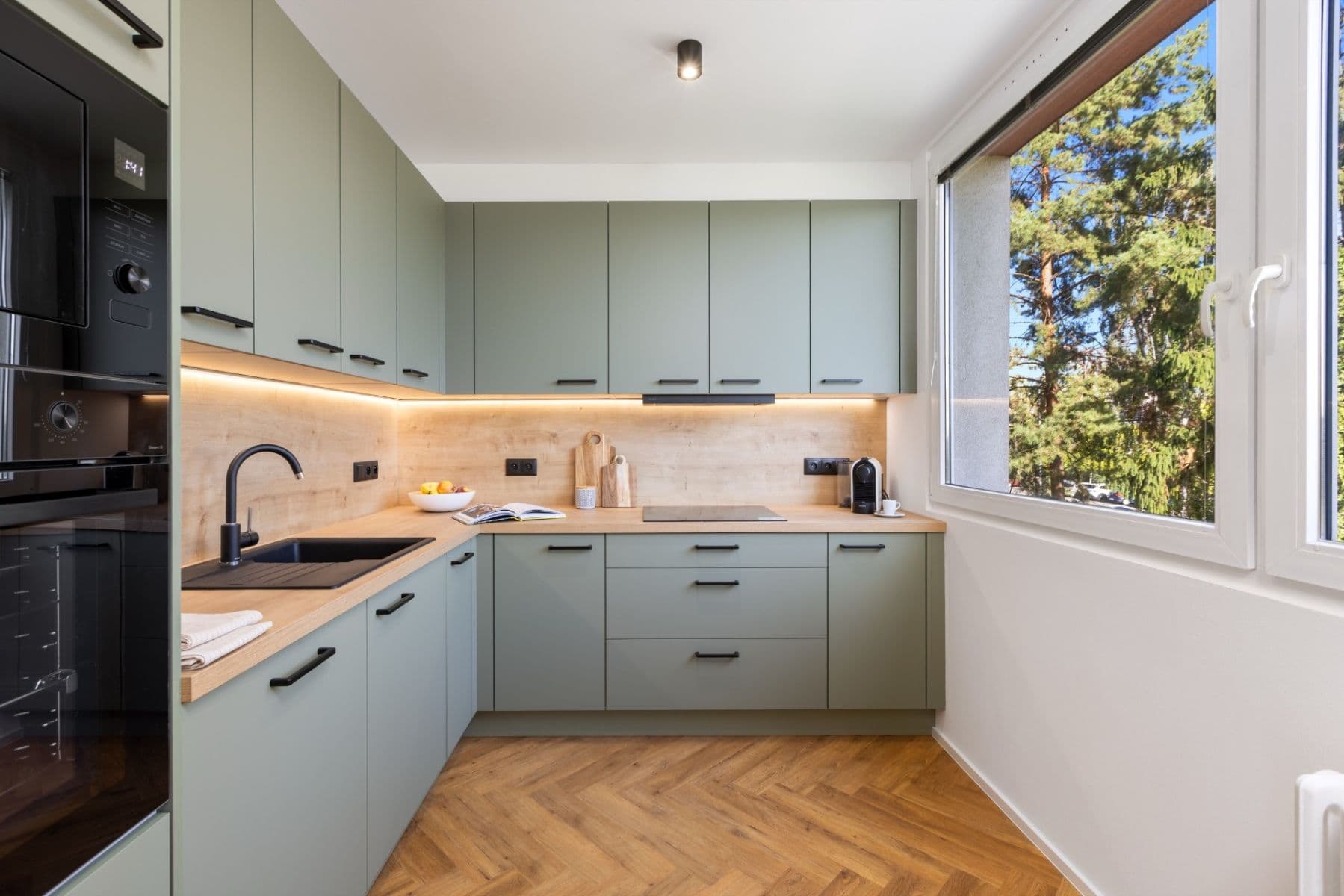 Predaj bytu 3-izbový 83 m², 17. listopadu, Mladá Boleslav, Středočeský kraj Predaj bytu 3-izbový 83 m², 17. listopadu, Mladá Boleslav, Středočeský kraj