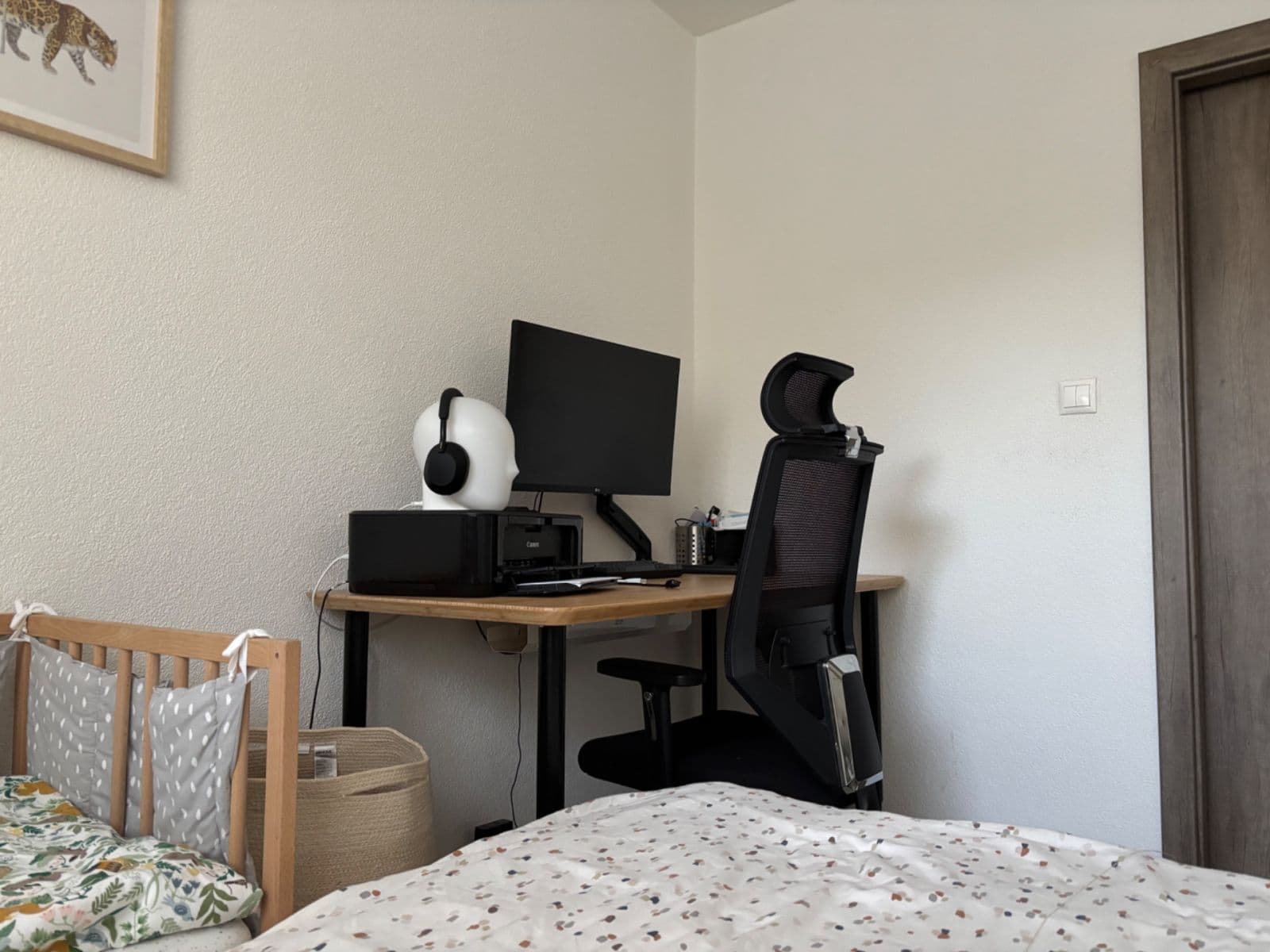 Prenájom bytu 2-izbový 52 m², Medveďovej, Petržalka, Bratislavský kraj Prenájom bytu 2-izbový 52 m², Medveďovej, Petržalka, Bratislavský kraj