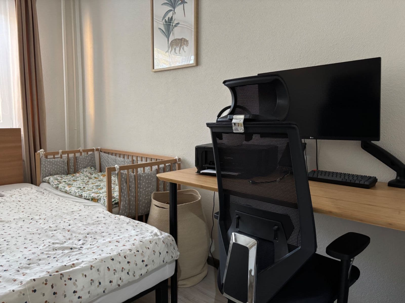 Prenájom bytu 2-izbový 52 m², Medveďovej, Petržalka, Bratislavský kraj Prenájom bytu 2-izbový 52 m², Medveďovej, Petržalka, Bratislavský kraj