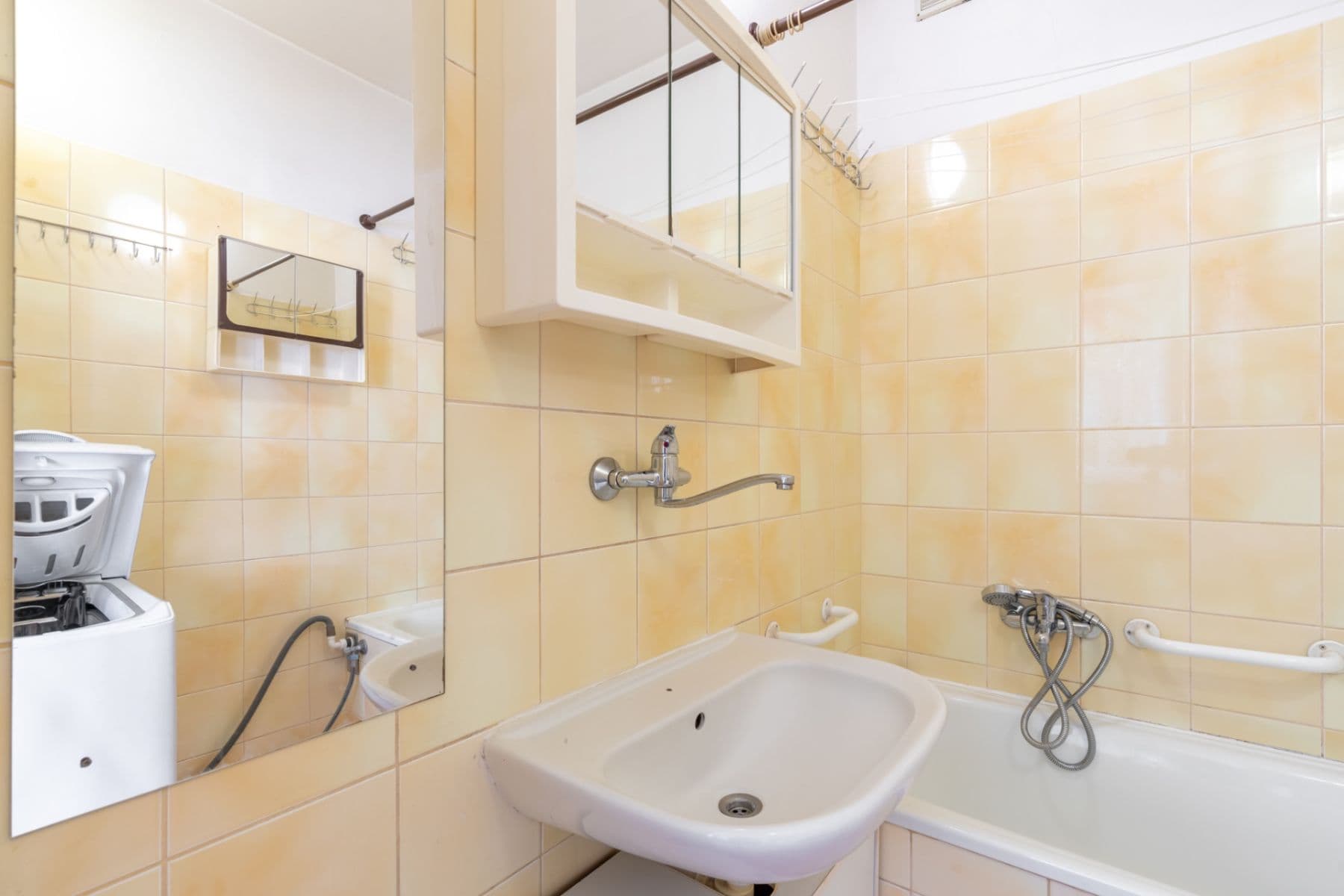 Predaj bytu 2-izbový 60 m², Hraniční, Olomouc, Olomoucký kraj Predaj bytu 2-izbový 60 m², Hraniční, Olomouc, Olomoucký kraj