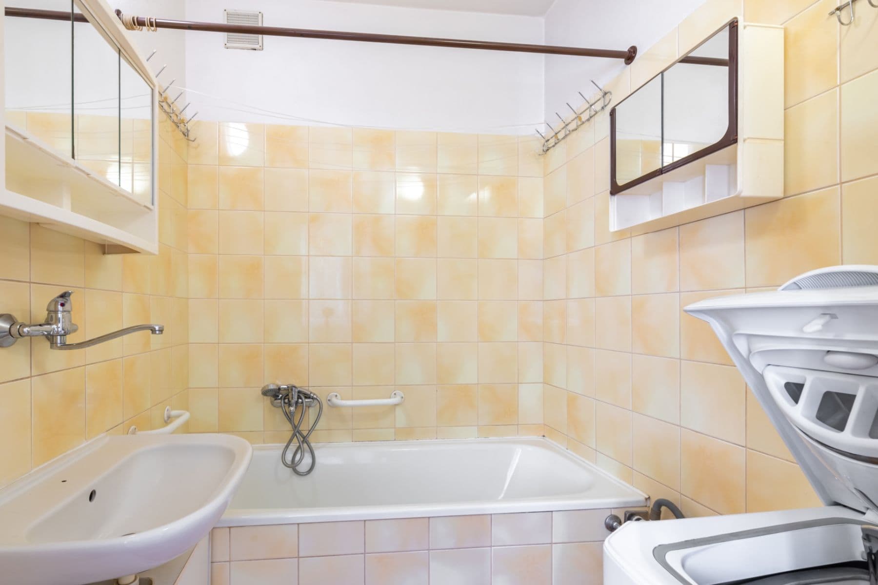 Predaj bytu 2-izbový 60 m², Hraniční, Olomouc, Olomoucký kraj Predaj bytu 2-izbový 60 m², Hraniční, Olomouc, Olomoucký kraj