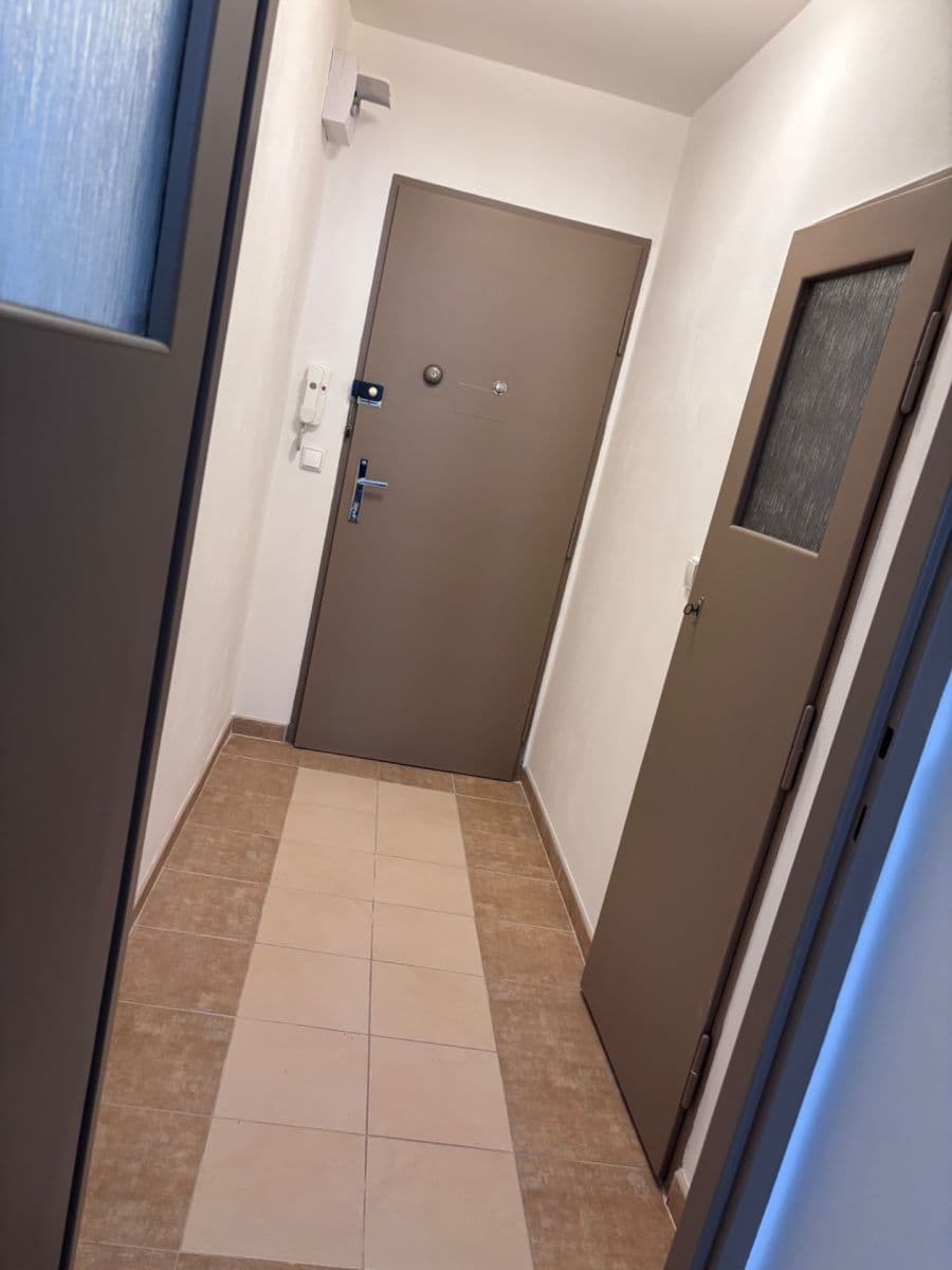 Predaj bytu 1-izbový 25 m², K Louži, Praha, Praha Predaj bytu 1-izbový 25 m², K Louži, Praha, Praha