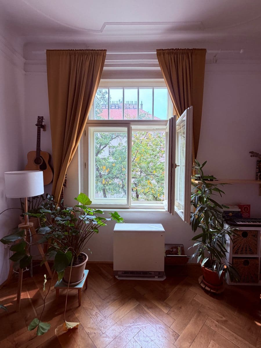 Prenájom bytu 2-izbový 55 m², Čechova, Praha, Praha Prenájom bytu 2-izbový 55 m², Čechova, Praha, Praha