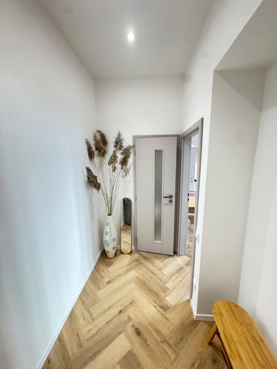 Predaj bytu 2-izbový 48 m², Nad Kajetánkou, Praha, Praha Predaj bytu 2-izbový 48 m², Nad Kajetánkou, Praha, Praha