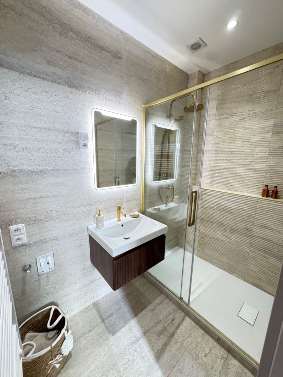 Predaj bytu 2-izbový 48 m², Nad Kajetánkou, Praha, Praha Predaj bytu 2-izbový 48 m², Nad Kajetánkou, Praha, Praha