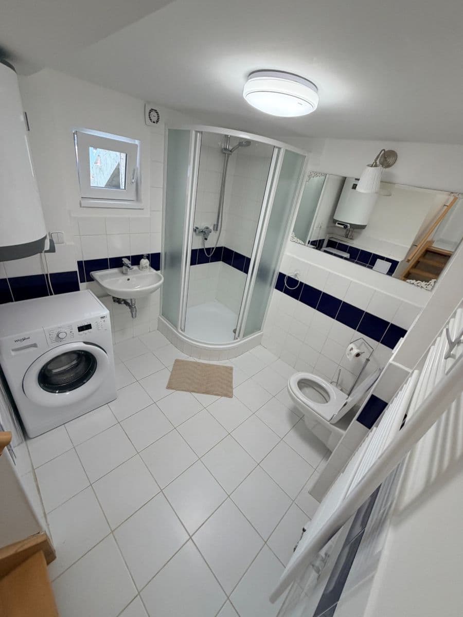Prenájom bytu 1-izbový 24 m², Macešková, Praha, Praha Prenájom bytu 1-izbový 24 m², Macešková, Praha, Praha