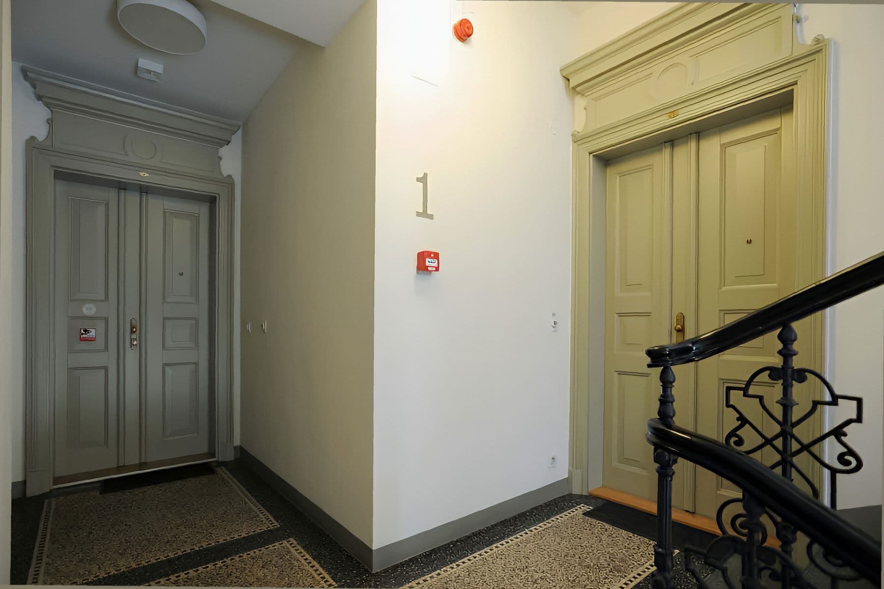 Prenájom bytu 2-izbový 84 m², Valentinská, Praha, Praha Prenájom bytu 2-izbový 84 m², Valentinská, Praha, Praha