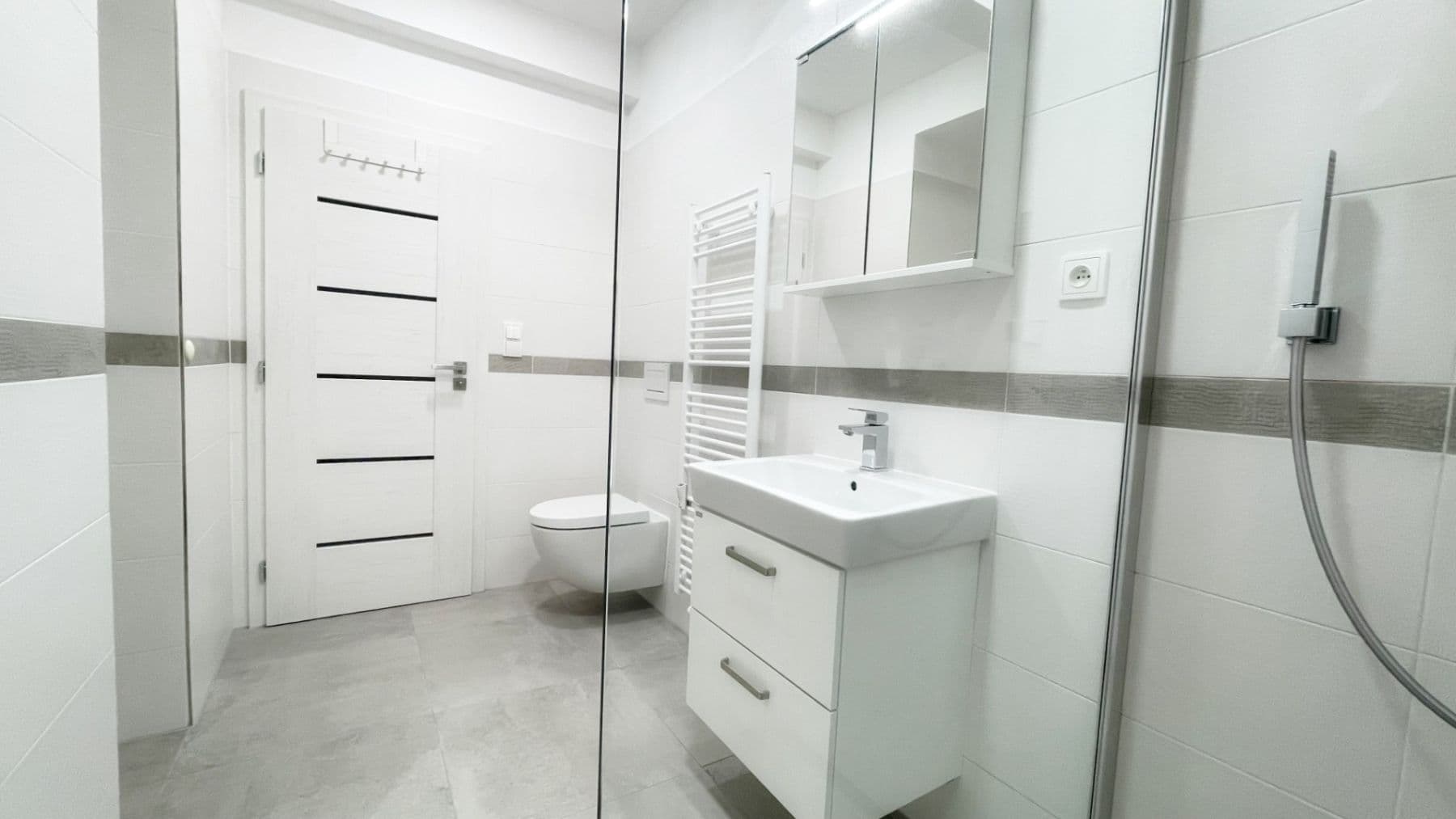 Predaj bytu 2-izbový 42 m², Sokolovská, Praha, Praha Predaj bytu 2-izbový 42 m², Sokolovská, Praha, Praha