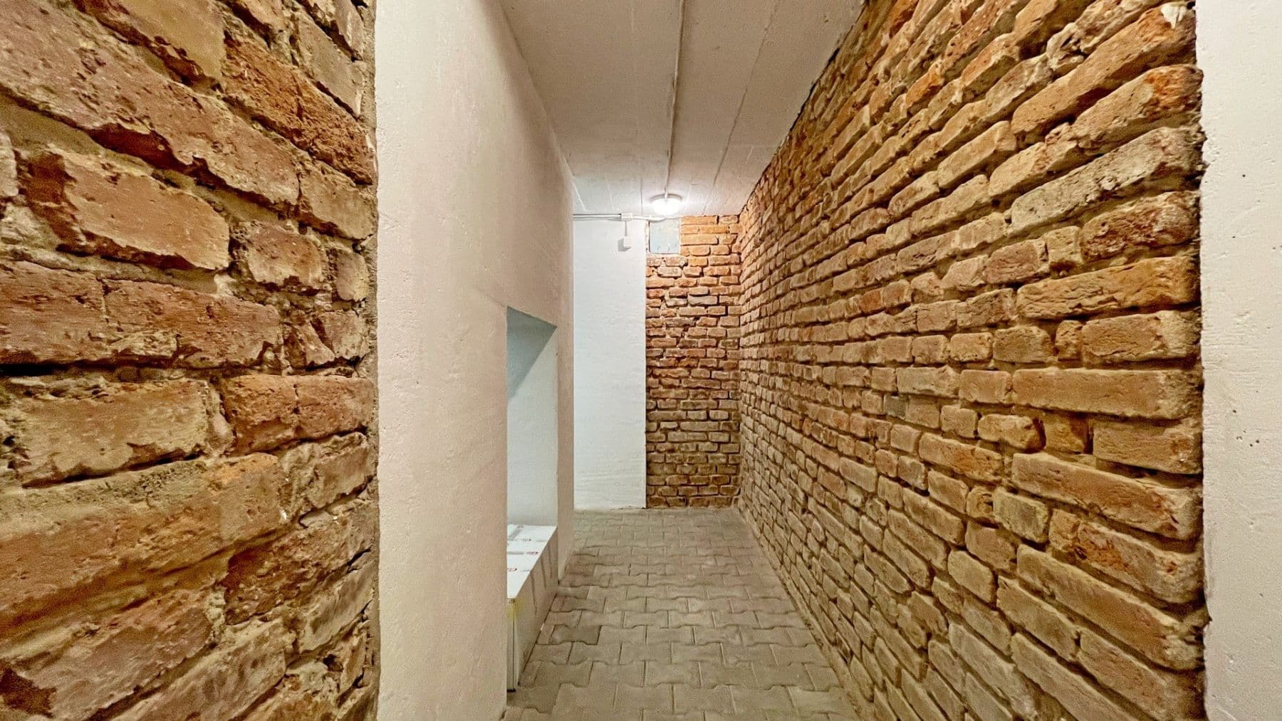 Predaj bytu 2-izbový 42 m², Sokolovská, Praha, Praha Predaj bytu 2-izbový 42 m², Sokolovská, Praha, Praha