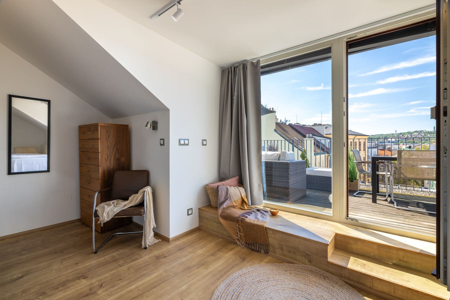Prenájom bytu 98 m², Hostivítova, Praha, Praha Prenájom bytu 98 m², Hostivítova, Praha, Praha