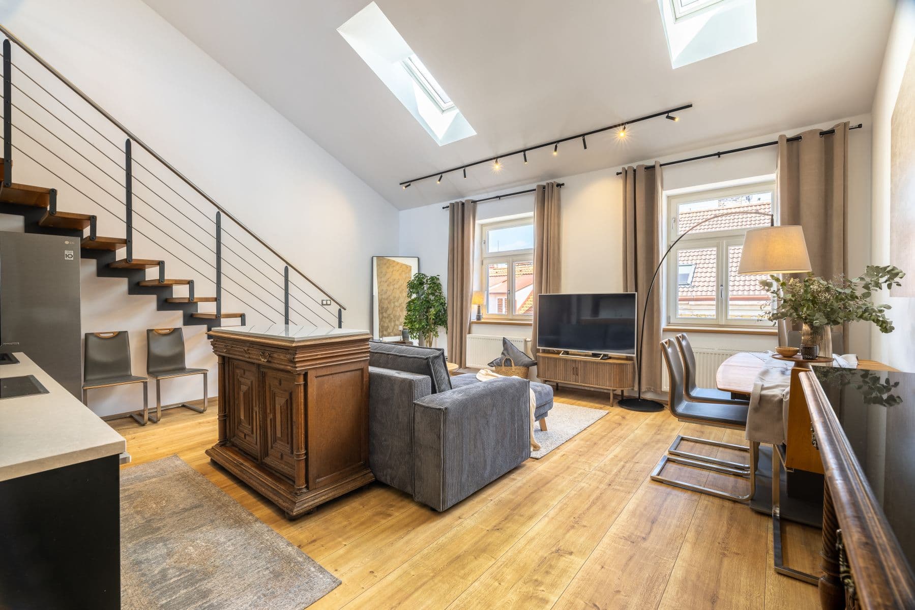 Prenájom bytu 98 m², Hostivítova, Praha, Praha Prenájom bytu 98 m², Hostivítova, Praha, Praha