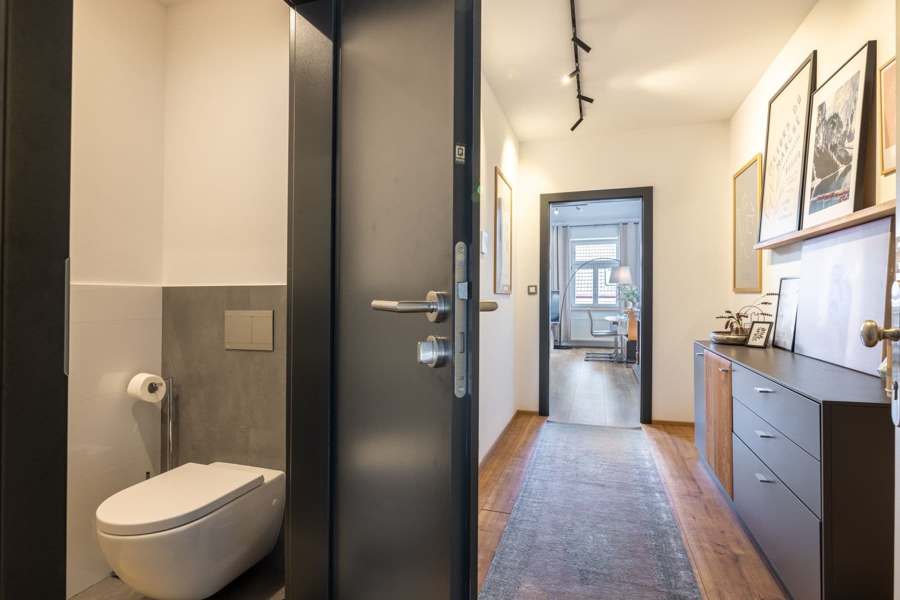 Prenájom bytu 98 m², Hostivítova, Praha, Praha Prenájom bytu 98 m², Hostivítova, Praha, Praha