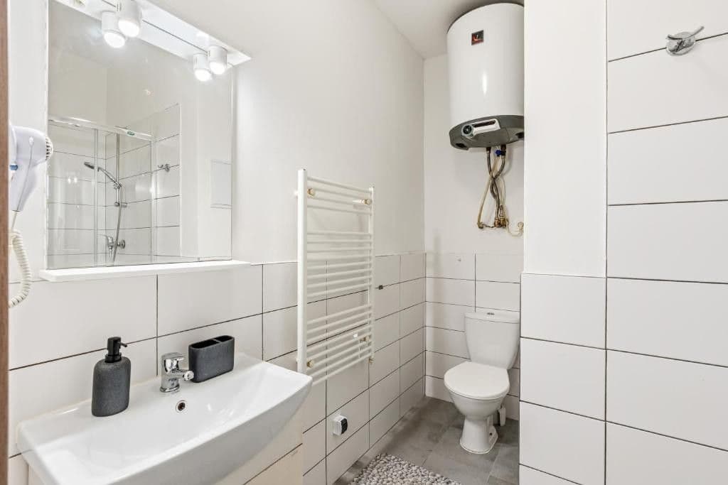 Prenájom bytu 2-izbový 83 m², Jeronýmova, Praha, Praha Prenájom bytu 2-izbový 83 m², Jeronýmova, Praha, Praha