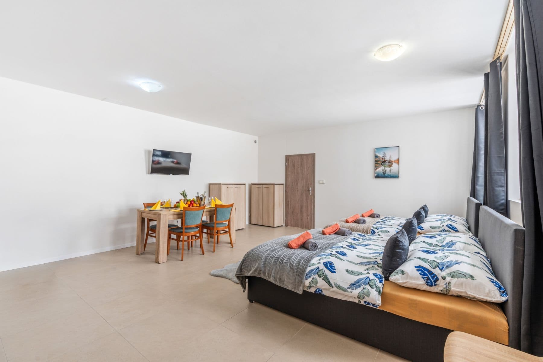 Prenájom bytu 83 m², Jeronýmova, Praha, Praha Prenájom bytu 83 m², Jeronýmova, Praha, Praha