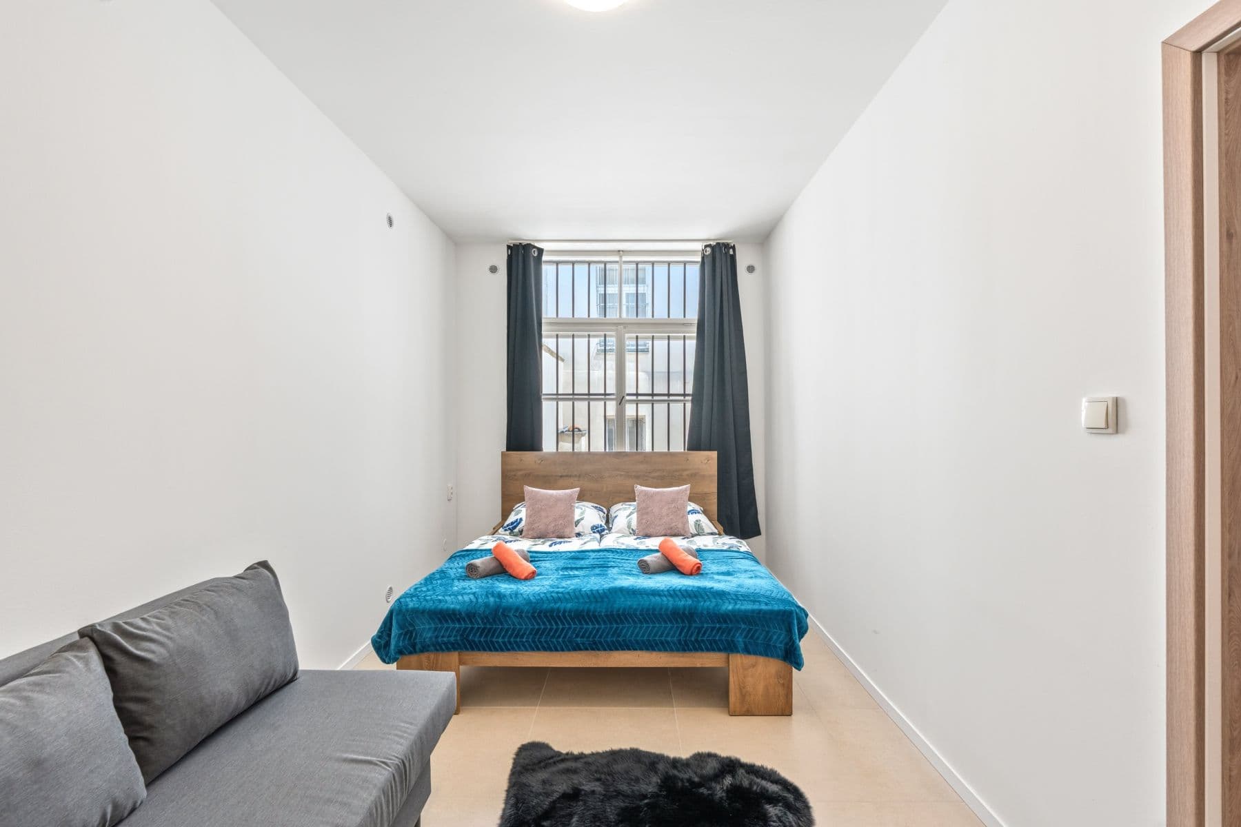 Prenájom bytu 83 m², Jeronýmova, Praha, Praha Prenájom bytu 83 m², Jeronýmova, Praha, Praha
