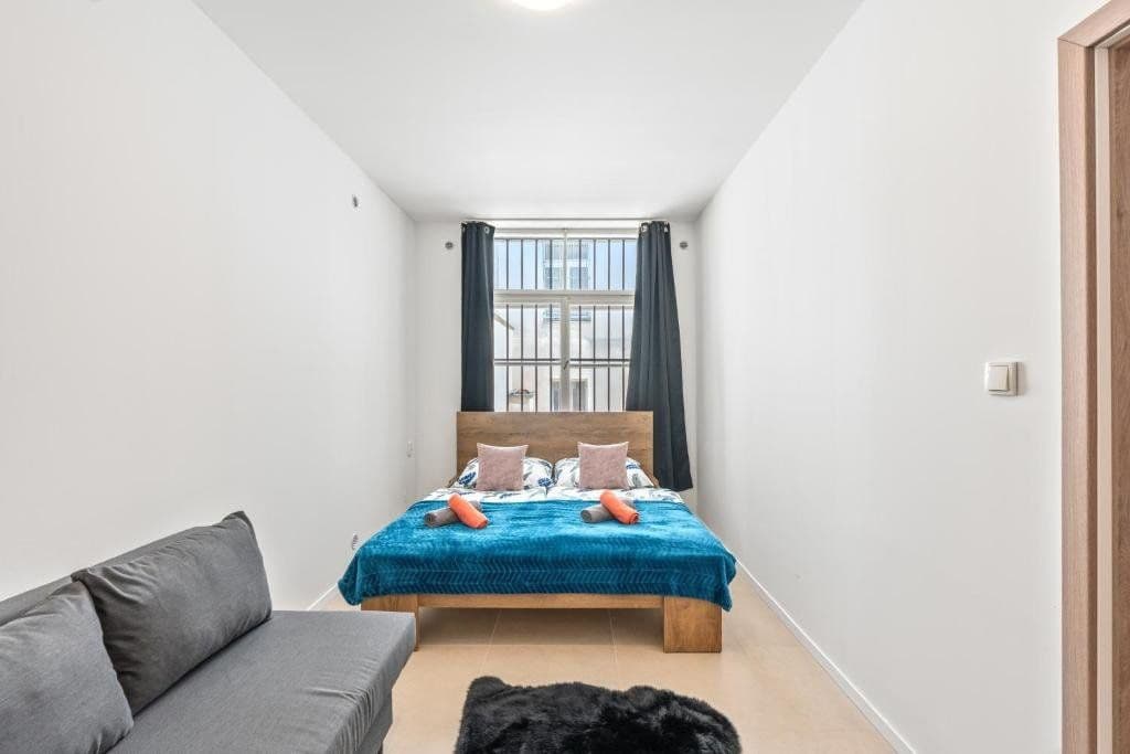 Prenájom bytu 83 m², Jeronýmova, Praha, Praha Prenájom bytu 83 m², Jeronýmova, Praha, Praha