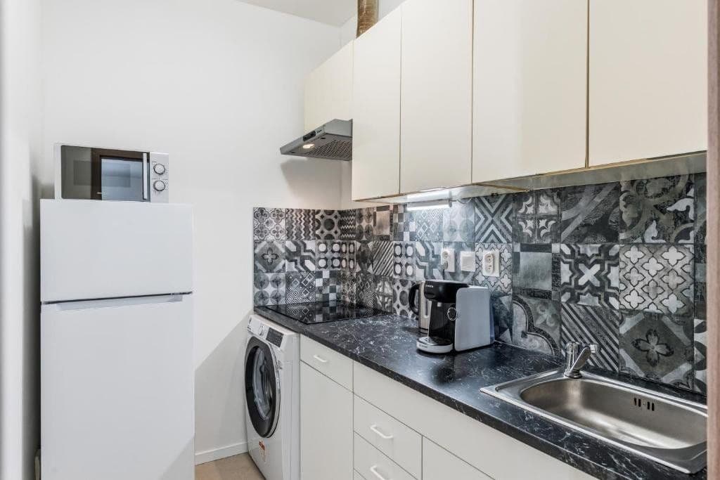 Prenájom bytu 83 m², Jeronýmova, Praha, Praha Prenájom bytu 83 m², Jeronýmova, Praha, Praha