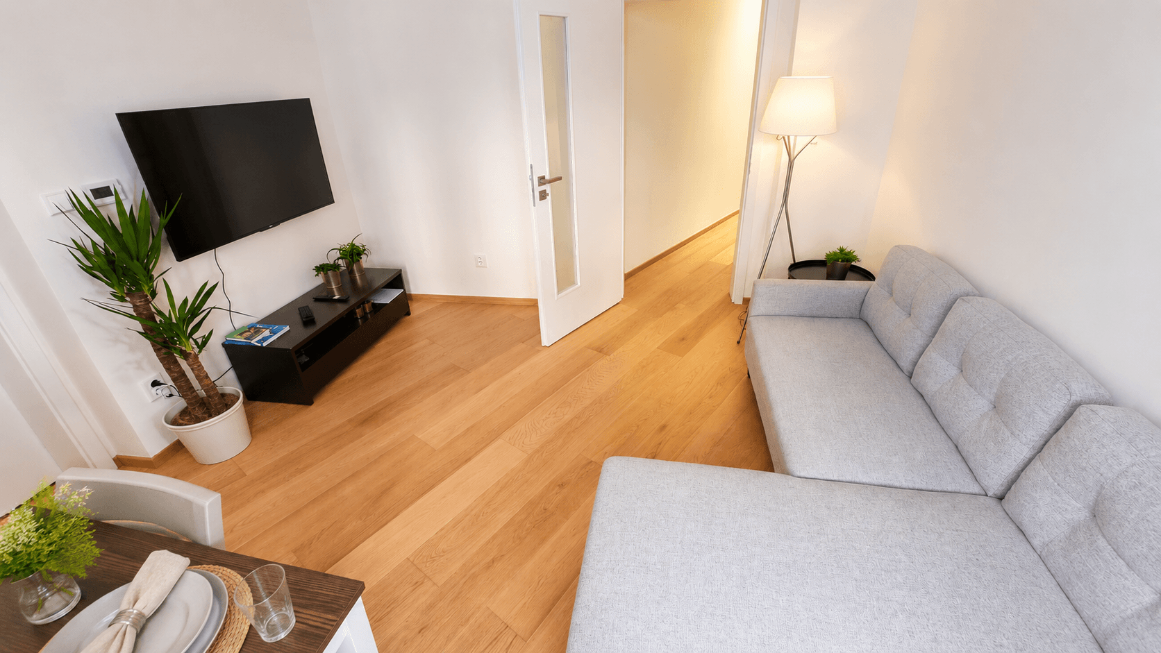 Prenájom bytu 3-izbový 74 m², Na Neklance, Praha, Praha Prenájom bytu 3-izbový 74 m², Na Neklance, Praha, Praha