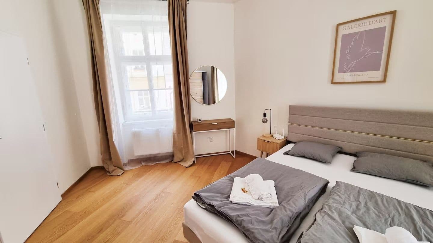 Prenájom bytu 3-izbový 74 m², Na Neklance, Praha, Praha Prenájom bytu 3-izbový 74 m², Na Neklance, Praha, Praha