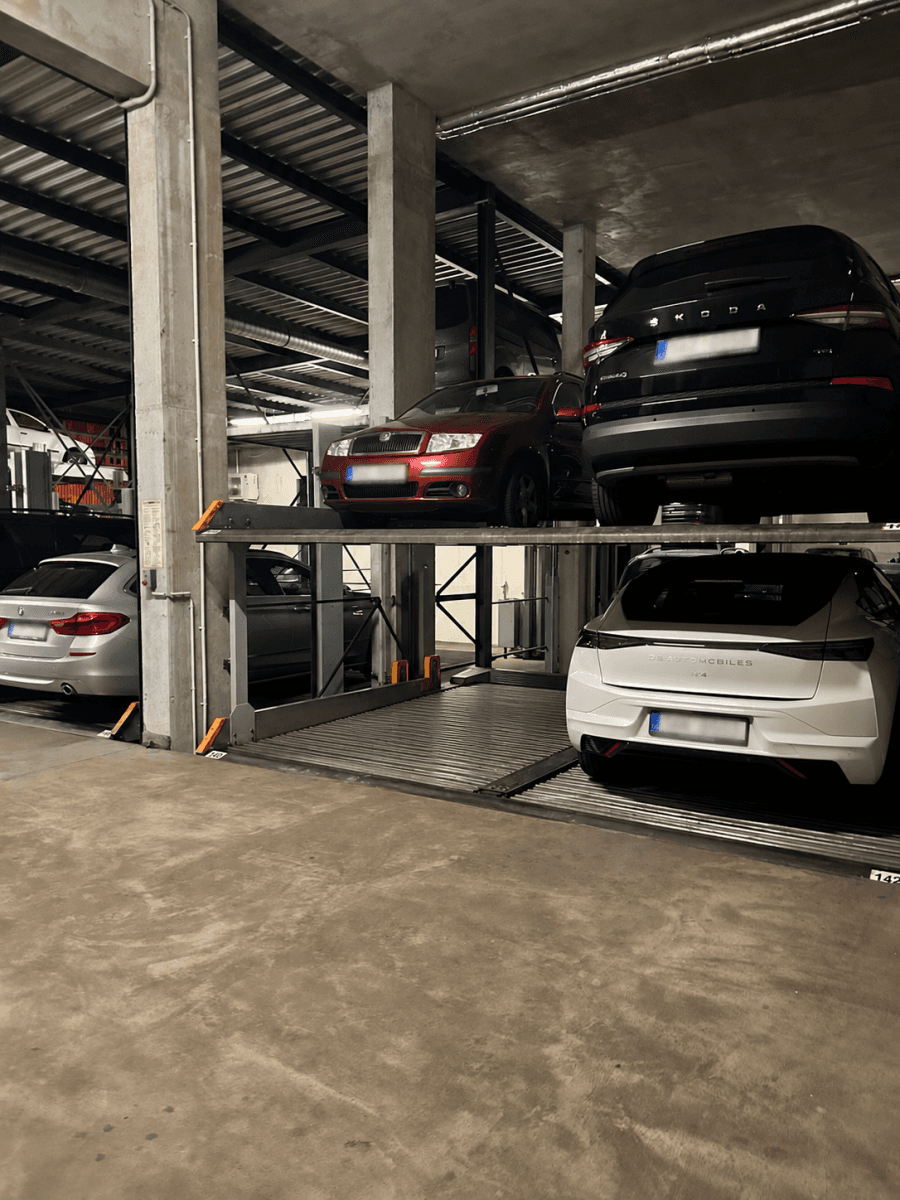 Prenájom garáže 12 m², Novákových, Praha, Praha Prenájom garáže 12 m², Novákových, Praha, Praha