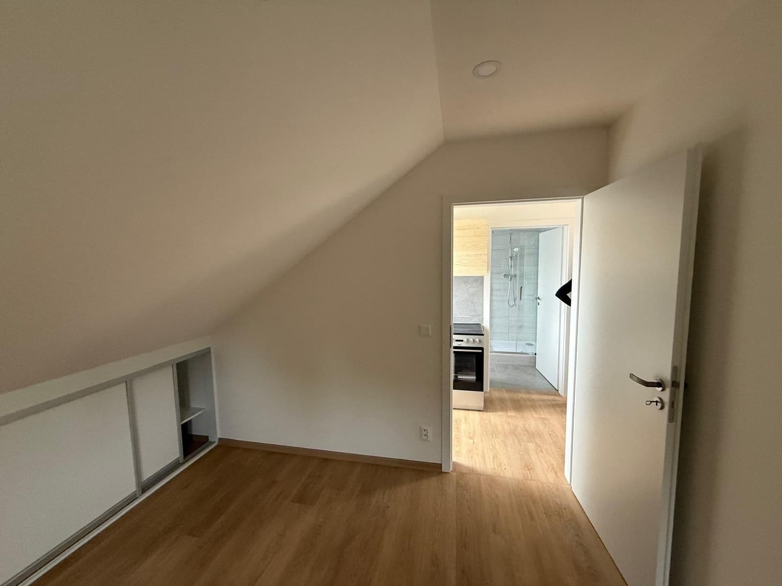Prenájom bytu 2-izbový 42 m², Měšice, Středočeský kraj Prenájom bytu 2-izbový 42 m², Měšice, Středočeský kraj