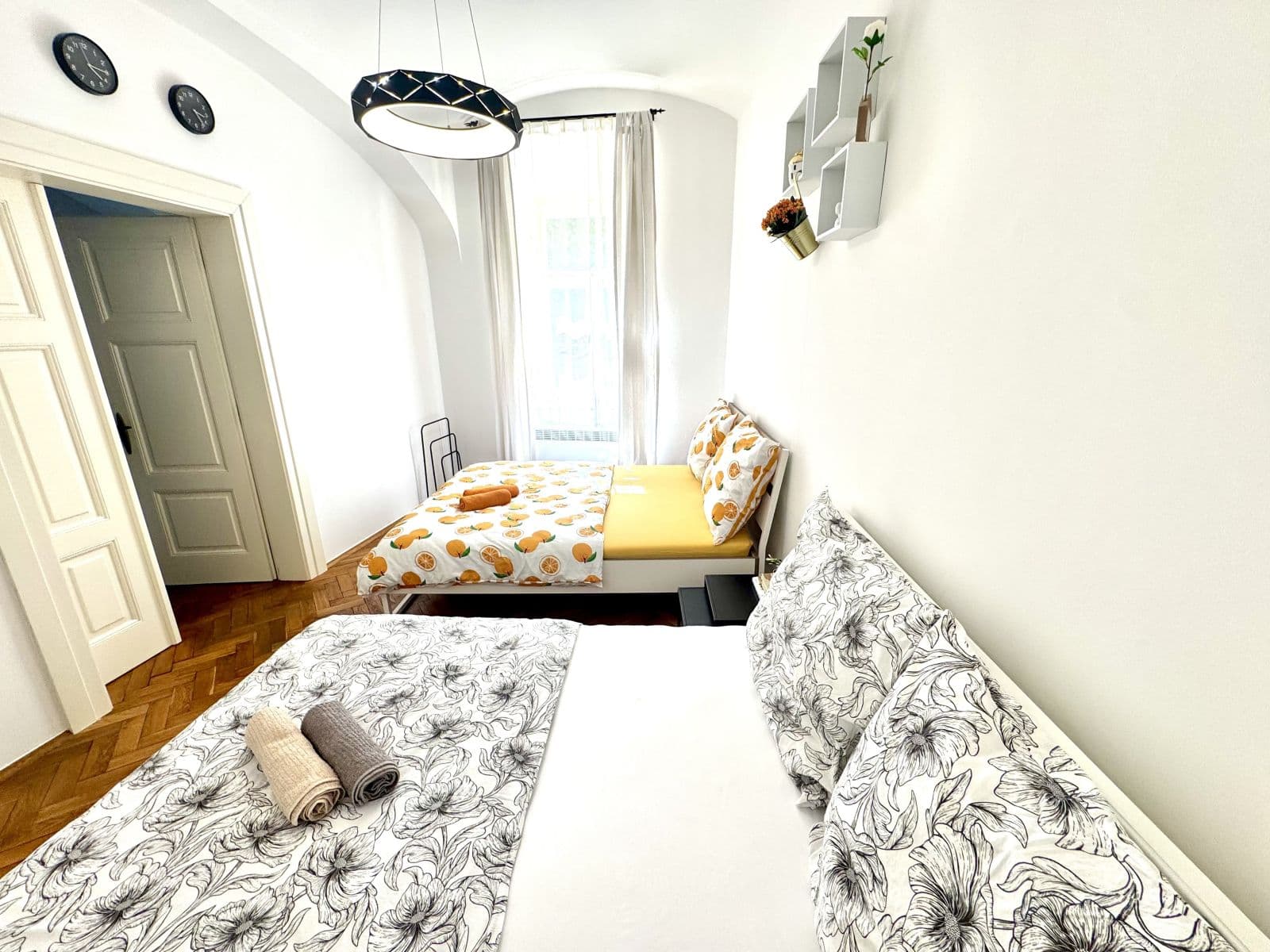 Prenájom bytu 90 m², Navrátilova, Praha, Praha Prenájom bytu 90 m², Navrátilova, Praha, Praha