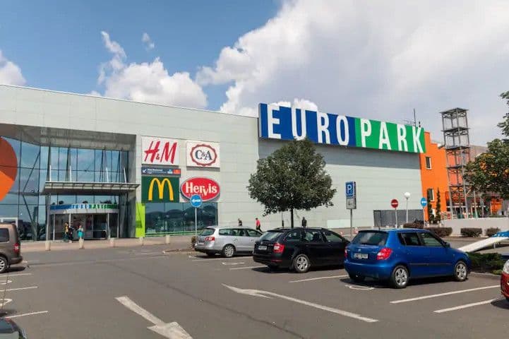 Prenájom bytu 70 m², Andersenova, Praha, Praha Prenájom bytu 70 m², Andersenova, Praha, Praha