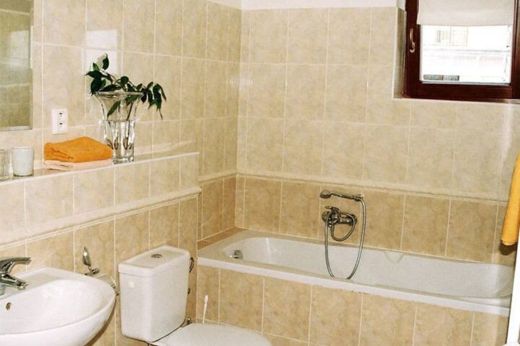Prenájom bytu 70 m², Andersenova, Praha, Praha Prenájom bytu 70 m², Andersenova, Praha, Praha