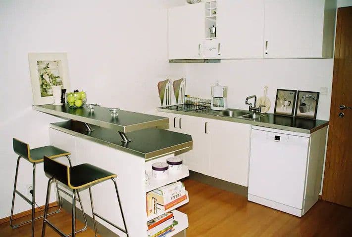 Prenájom bytu 70 m², Andersenova, Praha, Praha Prenájom bytu 70 m², Andersenova, Praha, Praha