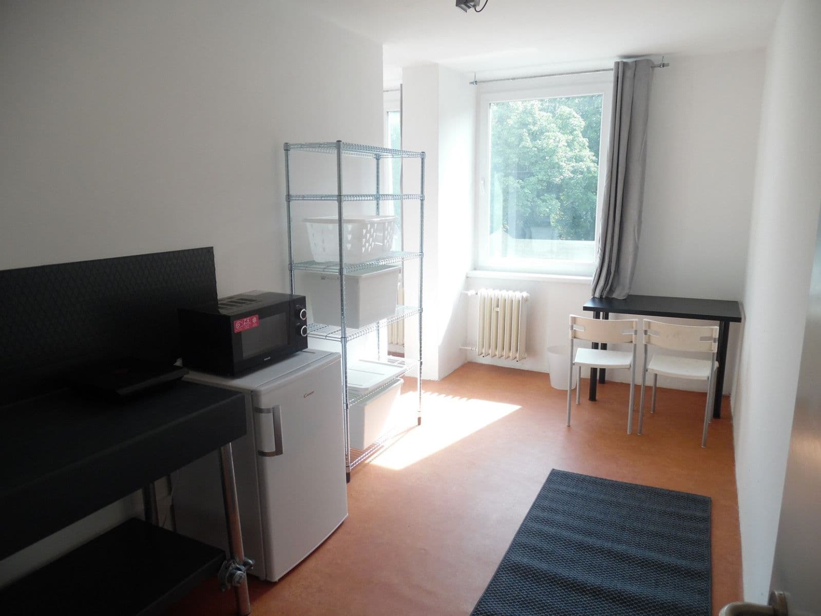 Prenájom bytu 20 m², Ďáblická, Praha, Praha Prenájom bytu 20 m², Ďáblická, Praha, Praha