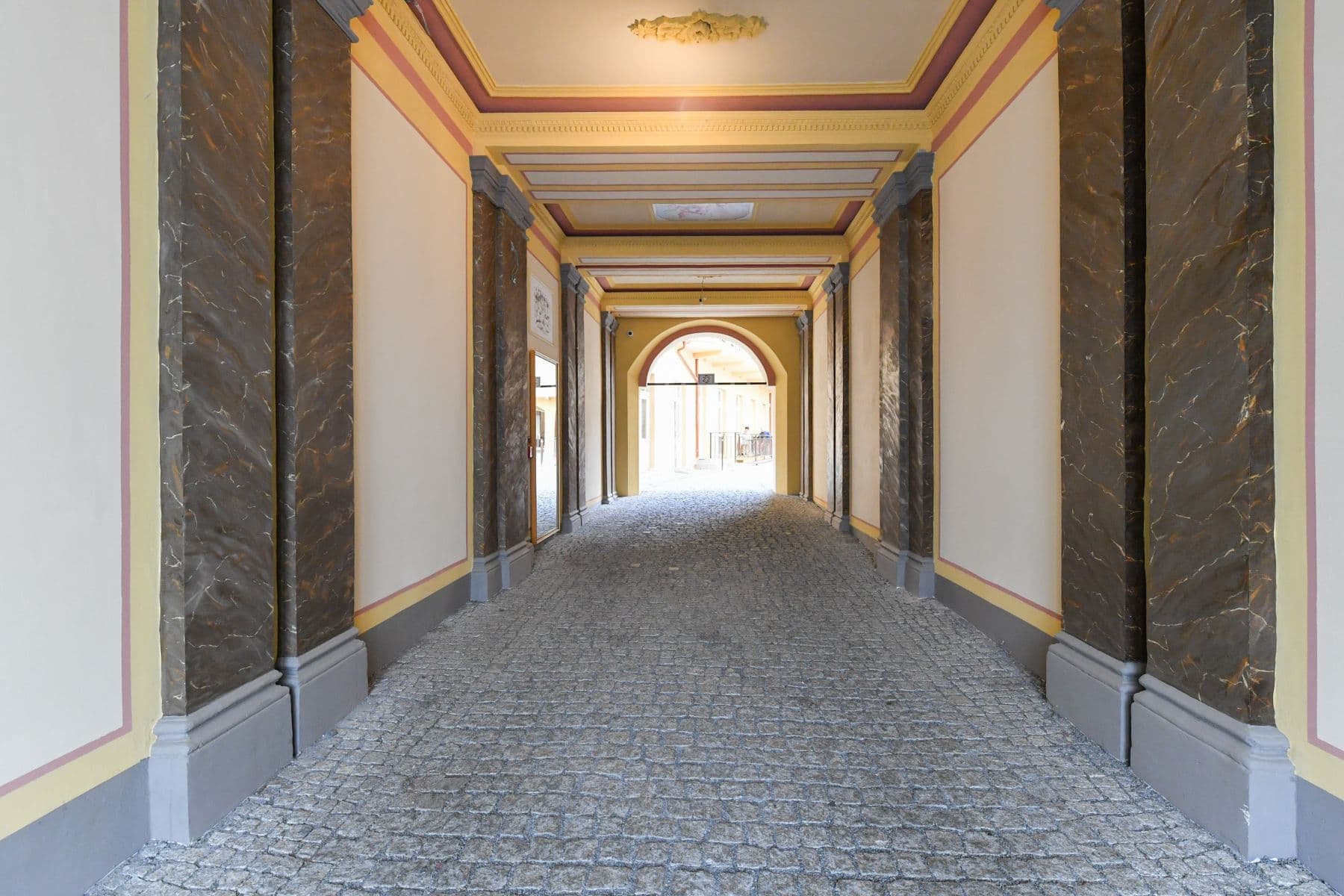 Prenájom bytu 72 m², Žitná, Praha, Praha Prenájom bytu 72 m², Žitná, Praha, Praha