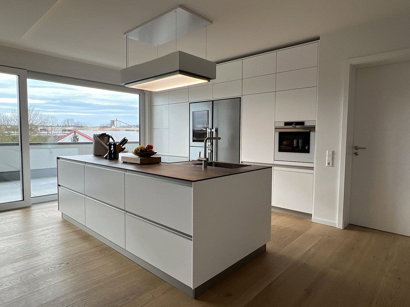 Prenájom bytu 6-izbový 205 m², Ziegeleistraße 11A, Buchen (Odenwald), Bádensko-Wurttembersko Prenájom bytu 6-izbový 205 m², Ziegeleistraße 11A, Buchen (Odenwald), Bádensko-Wurttembersko