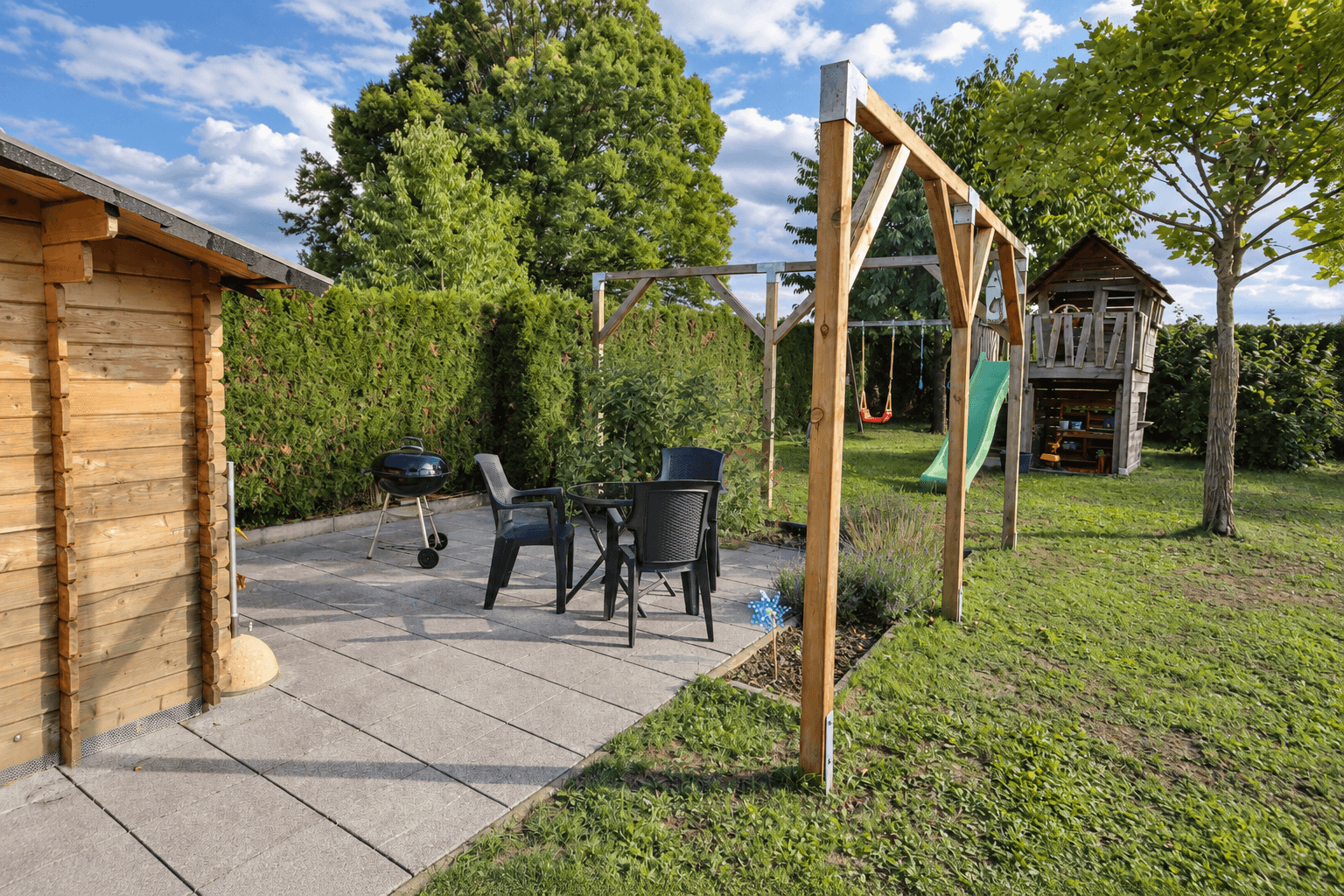 Prenájom bytu 4-izbový 117 m², Schwäbisch Hall, Bádensko-Wurttembersko Prenájom bytu 4-izbový 117 m², Schwäbisch Hall, Bádensko-Wurttembersko