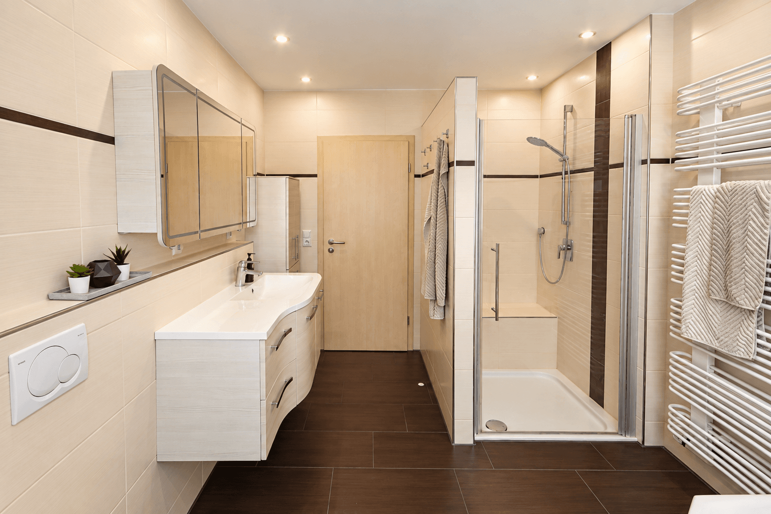 Prenájom bytu 4-izbový 117 m², Schwäbisch Hall, Bádensko-Wurttembersko Prenájom bytu 4-izbový 117 m², Schwäbisch Hall, Bádensko-Wurttembersko